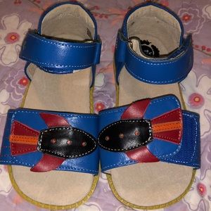 Livie & Luca Girls Sandals 9 NWOB